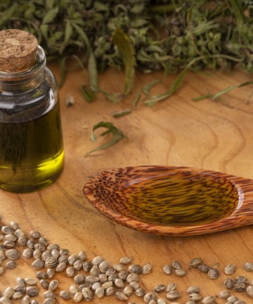 Tetragenom Hemp seed oil with hemp seeds